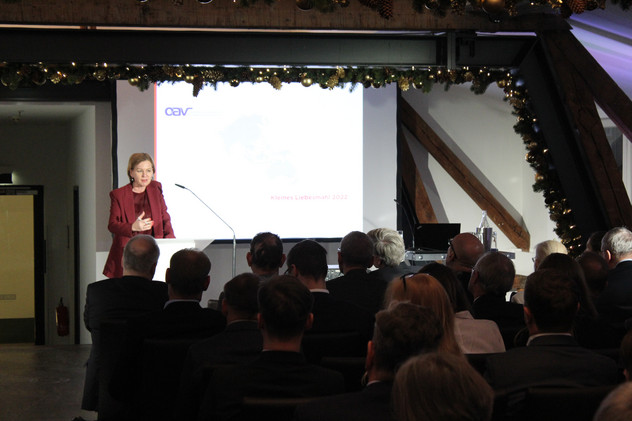 Frau Sigmund während des Vortrages zum Thema: „Zeitenwende in der Asienpolitik Deutschlands“.